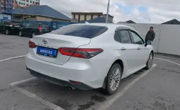 Toyota Camry 2018 года за 13 500 000 тг. в Шымкент фото 3