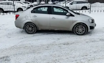 Chevrolet Aveo 2014 года за 4 000 000 тг. в Актобе фото 4