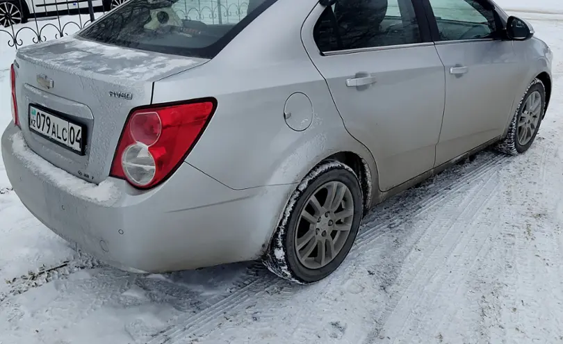 Chevrolet Aveo 2014 года за 4 000 000 тг. в Актобе фото 5