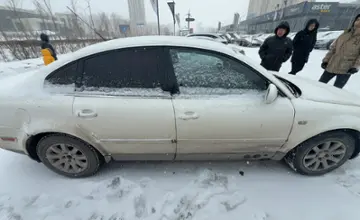 Volkswagen Passat 2003 года за 1 600 000 тг. в Астана фото 4