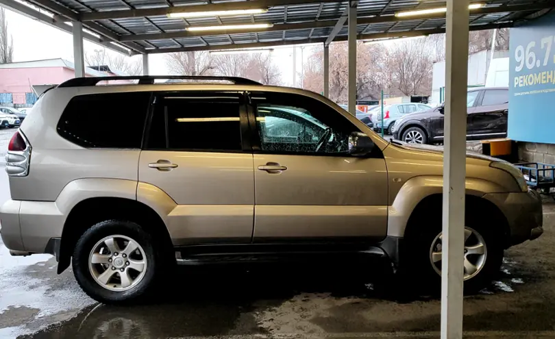 Toyota Land Cruiser Prado 2004 года за 10 000 000 тг. в Алматы фото 4