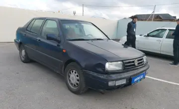 Volkswagen Vento 1994 года за 1 000 000 тг. в Шымкент фото 2