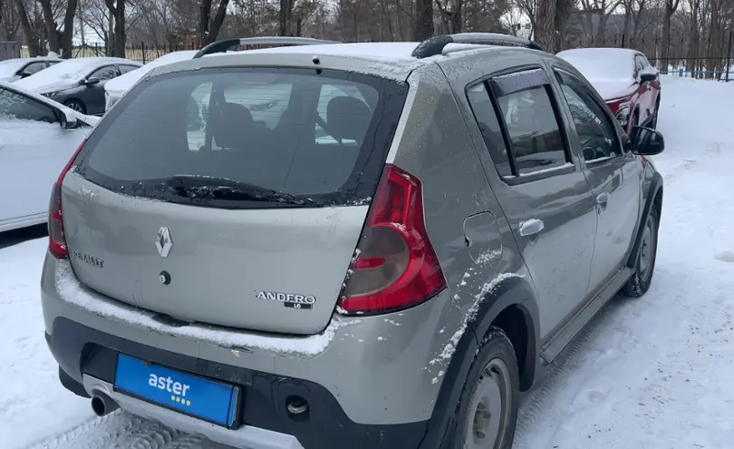Renault Sandero 2014 года за 4 000 000 тг. в Актобе фото 5