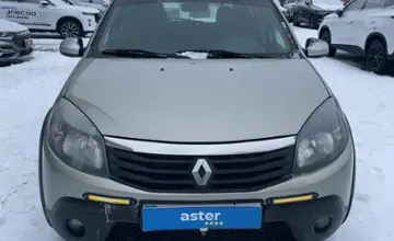 Renault Sandero 2014 года за 4 000 000 тг. в Актобе фото 2