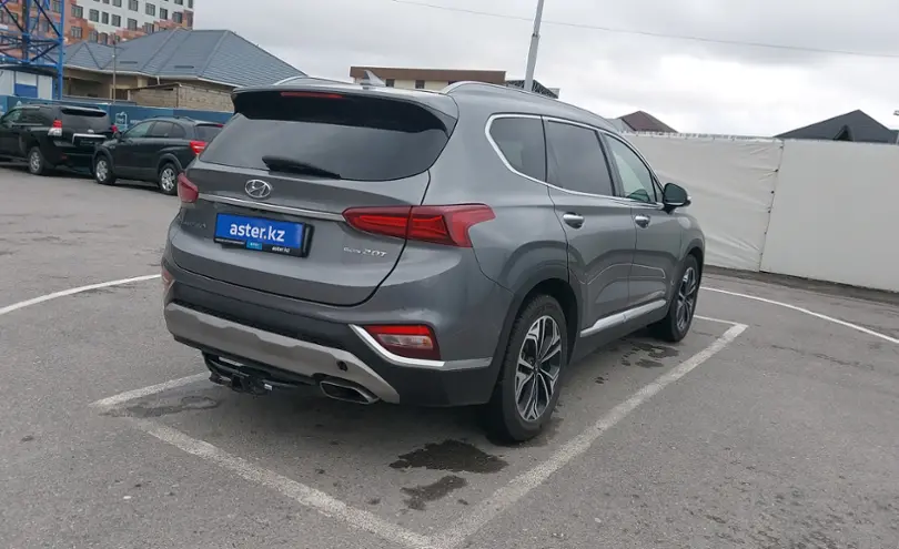 Hyundai Santa Fe 2018 года за 16 000 000 тг. в Шымкент фото 3