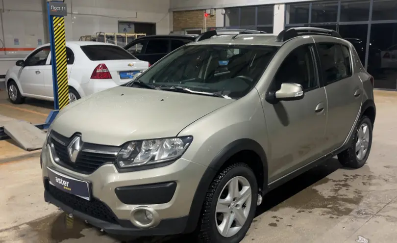 Renault Sandero 2017 года за 5 000 000 тг. в Караганда