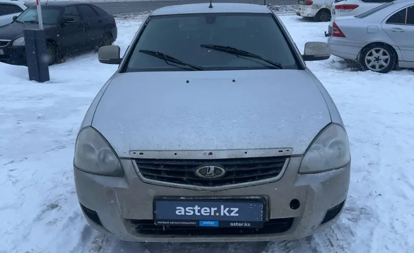 LADA (ВАЗ) Priora 2013 года за 1 000 000 тг. в Уральск фото 2