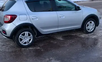 Renault Sandero 2016 года за 4 500 000 тг. в Астана фото 3