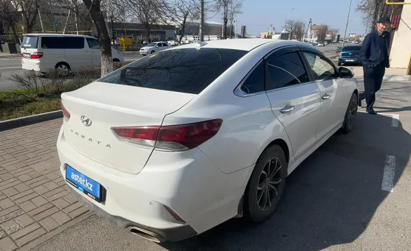 Hyundai Sonata 2019 года за 9 000 000 тг. в Шымкент фото 5