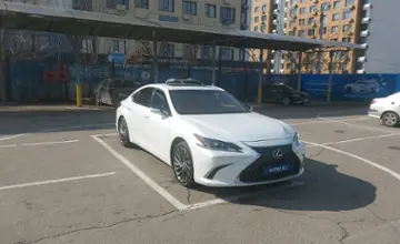 Lexus ES 2020 года за 18 000 000 тг. в Алматы фото 2