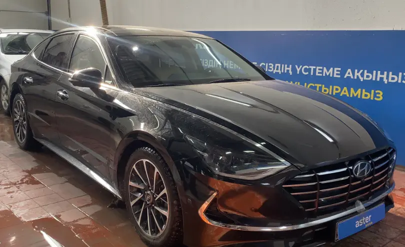 Hyundai Sonata 2020 года за 9 650 000 тг. в Астана фото 3