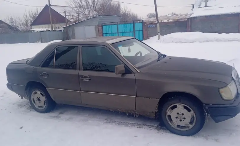 Mercedes-Benz E-Класс 1992 года за 900 000 тг. в Талдыкорган фото 2
