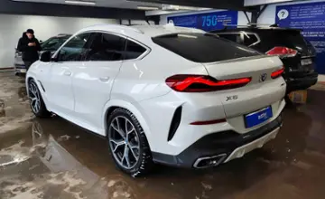 BMW X6 2022 года за 46 000 000 тг. в Астана фото 4
