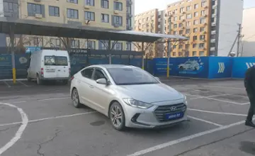 Hyundai Elantra 2018 года за 7 200 000 тг. в Алматы фото 2