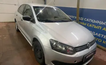 Volkswagen Polo 2014 года за 3 000 000 тг. в Астана фото 3