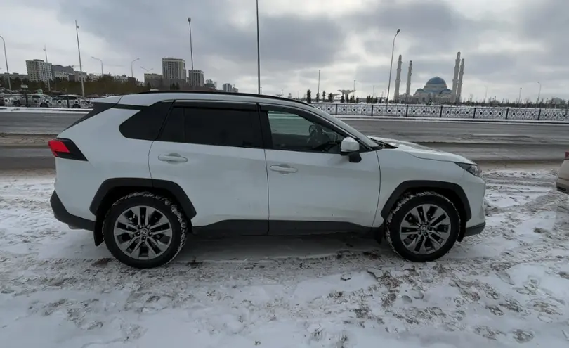 Toyota RAV4 2021 года за 16 000 000 тг. в Астана фото 4