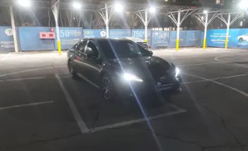 Toyota Camry 2018 года за 12 800 000 тг. в Алматы фото 2