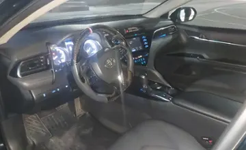 Toyota Camry 2018 года за 12 800 000 тг. в Алматы фото 5