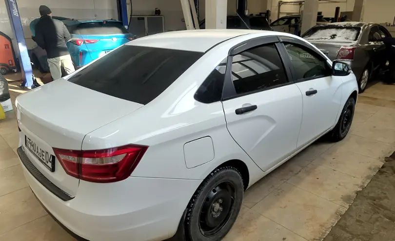 LADA (ВАЗ) Vesta 2018 года за 4 100 000 тг. в Актобе фото 4