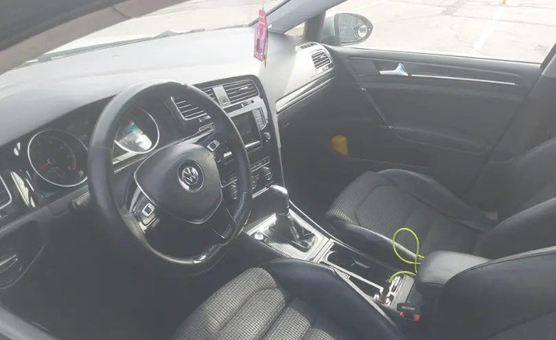 Volkswagen Golf 2013 года за 6 300 000 тг. в Алматы фото 5