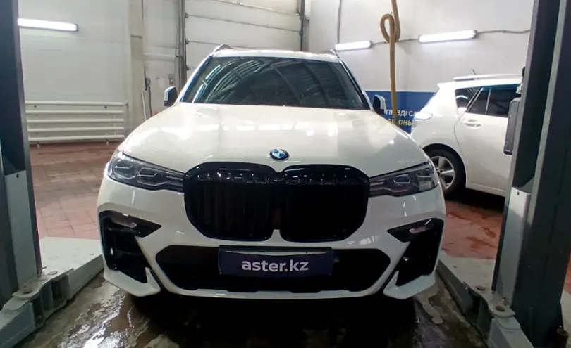 BMW X7 2019 года за 40 000 000 тг. в Астана фото 2