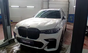 BMW X7 2019 года за 40 000 000 тг. в Астана фото 1