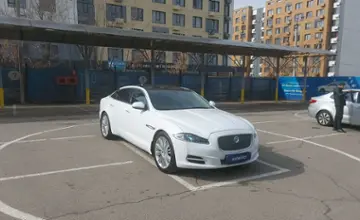 Jaguar XJ 2013 года за 15 000 000 тг. в Алматы фото 2