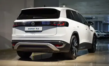 Volkswagen ID.6 2022 года за 12 400 000 тг. в Алматы