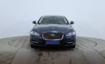 Jaguar XJ 2014 года за 8 479 000 тг. в Астана фото 2