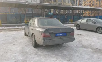 Mercedes-Benz E-Класс 1992 года за 790 000 тг. в Алматы фото 4