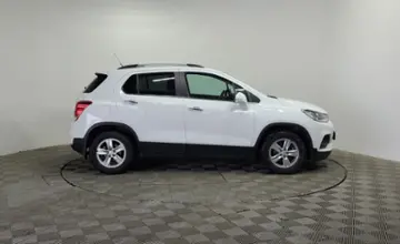 Chevrolet Tracker 2018 года за 6 752 000 тг. в Алматы фото 4