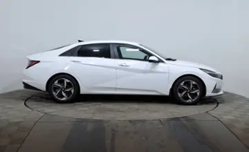 Hyundai Elantra 2021 года за 8 180 000 тг. в Астана фото 4