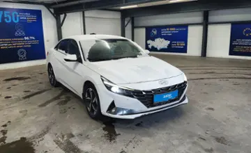 Hyundai Elantra 2021 года за 8 390 000 тг. в Астана фото 2