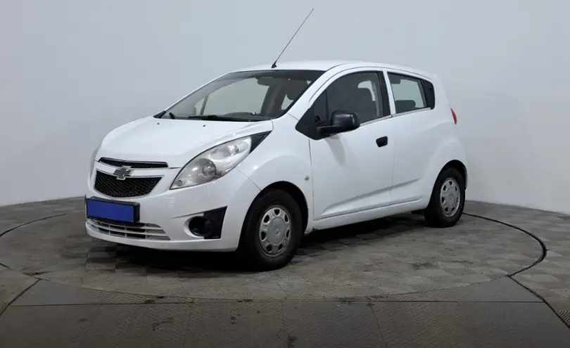 Chevrolet Spark 2013 года за 3 590 000 тг. в Астана