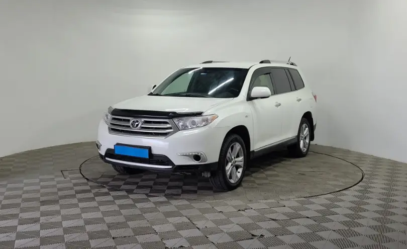 Toyota Highlander 2011 года за 12 490 000 тг. в Алматы