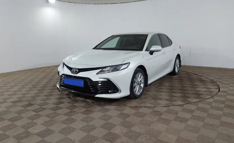 Toyota Camry 2021 года за 12 729 000 тг. в Шымкент