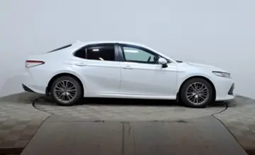Toyota Camry 2019 года за 11 459 000 тг. в Астана фото 4