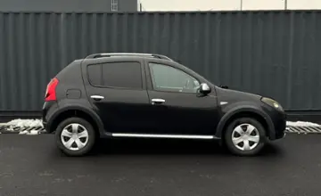 Renault Sandero 2014 года за 2 990 000 тг. в Алматы фото 4