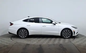 Hyundai Sonata 2021 года за 10 500 000 тг. в Астана фото 4