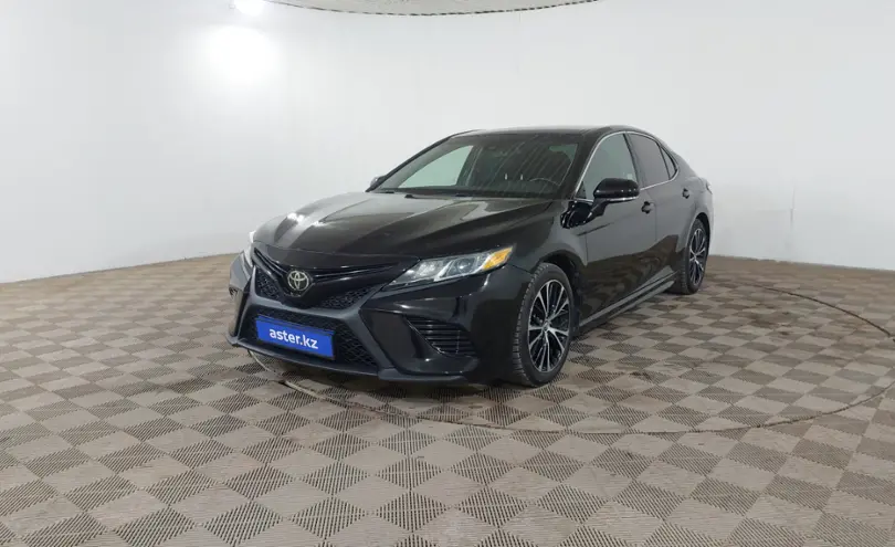 Toyota Camry 2019 года за 11 030 000 тг. в Шымкент