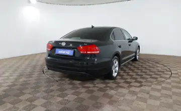 Volkswagen Passat 2015 года за 4 790 000 тг. в Шымкент