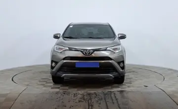 Toyota RAV4 2017 года за 11 169 000 тг. в Астана фото 2