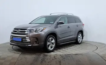 Toyota Highlander 2018 года за 20 700 000 тг. в Астана фото 1