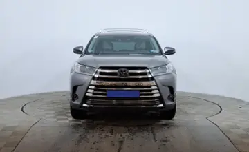 Toyota Highlander 2018 года за 20 700 000 тг. в Астана фото 2