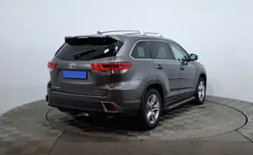 Toyota Highlander 2018 года за 21 700 000 тг. в Астана