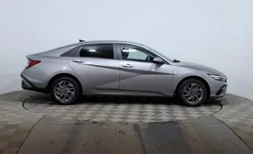Hyundai Elantra 2023 года за 9 642 000 тг. в Астана фото 4