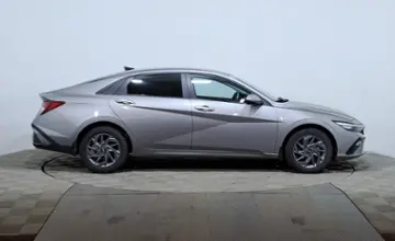 Hyundai Elantra 2023 года за 9 307 000 тг. в Астана фото 4