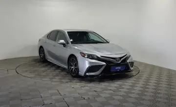 Toyota Camry 2022 года за 11 064 000 тг. в Алматы фото 3