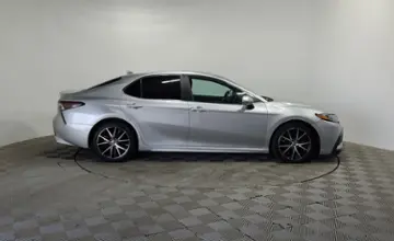 Toyota Camry 2022 года за 11 064 000 тг. в Алматы фото 4