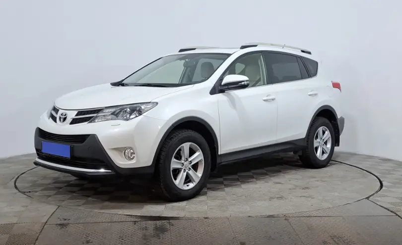 Toyota RAV4 2012 года за 10 350 000 тг. в Астана